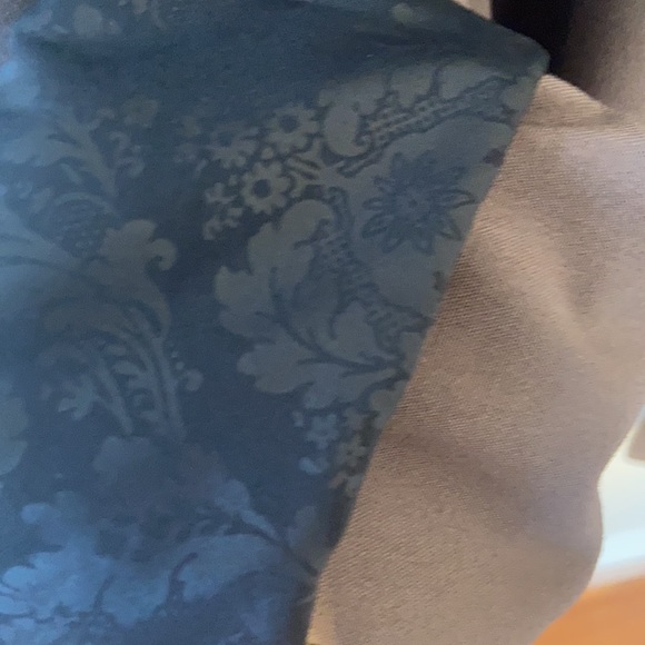 Casual blazer with damask detail - Picture 10 of 11